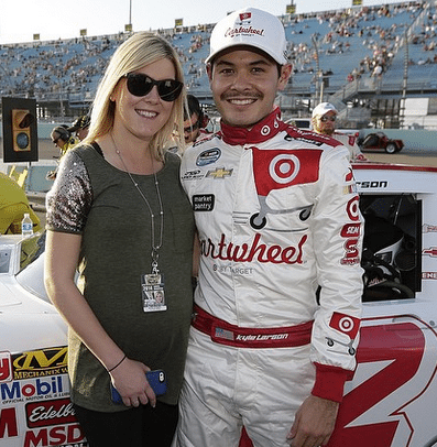 Katelyn Sweet: NASCAR Driver Kyle Larson's Girlfriend (bio, wiki, photos)