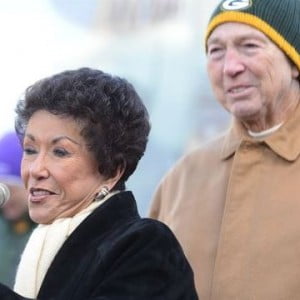 the life and times of football star bart starr The bowden dynasty: a story of faith, family & football film description: from veteran tv and film producer john corry, along with rob harvell and brian goodwin, the producers of espn films’ “the book of manning” and “i hate christian laettner,” comes “the bowden dynasty: a story of faith, family & football” this feature-length documentary film explores the life and times of. the life and times of football star bart starr The bowden dynasty: a story of faith, family & football film description: from veteran tv and film producer john corry, along with rob harvell and brian goodwin, the producers of espn films’ “the book of manning” and “i hate christian laettner,” comes “the bowden dynasty: a story of faith, family & football” this feature-length documentary film explores the life and times of.