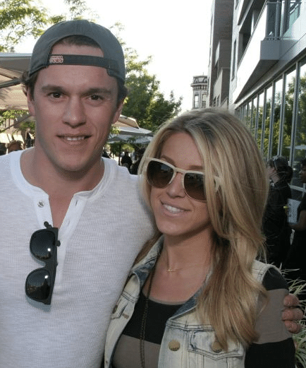 Lindsey Vecchione- Chicago Blackhawks' Jonathan Toews ...