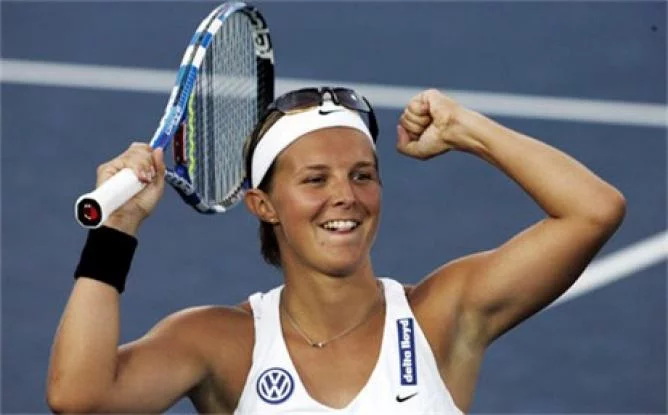 2 - Who is Kirsten Flipkens Boyfriend/ Girlfriend?