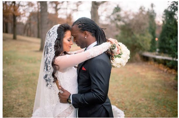 Pittsburgh Pirates All-Star center fielder Andrew McCutchen, right, is on  the sideline with his new fiancee Maria Hanslovan before an NFL football  game between the Pittsburgh Steelers and the Cincinnati Bengals on