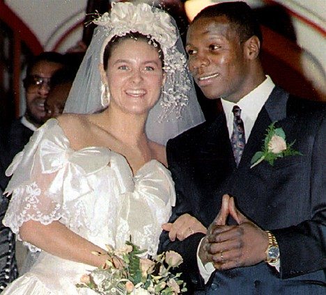 eubank chris karron wife wedding claire geary eubanks emily daughter 1990 boxer treehouse stephen martin paralysed nearly falling says ex