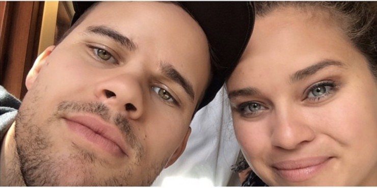 Kris humphries sister Kaela Humphries
