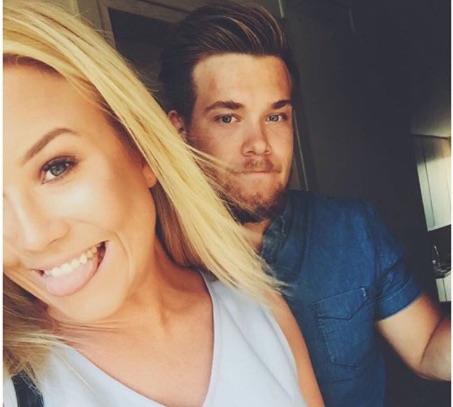 Brett Letesdu 46 - Moa Norberg NHL Viktor Arvidsson's Girlfriend