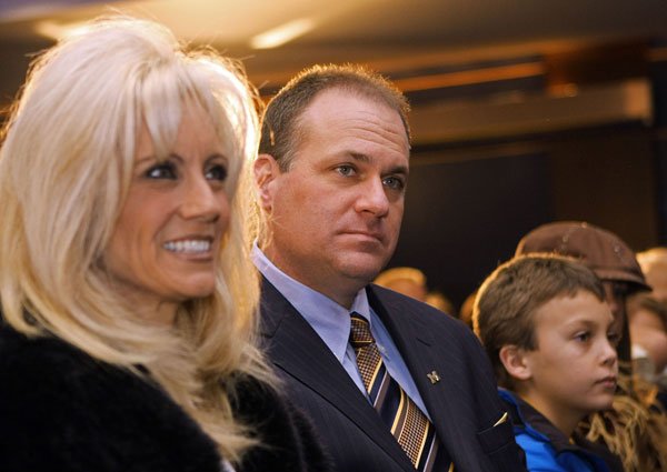 Rita Setliff Rodriguez 1 - 5 Facts about Rich Rodriguez' wife Rita Setliff Rodriguez