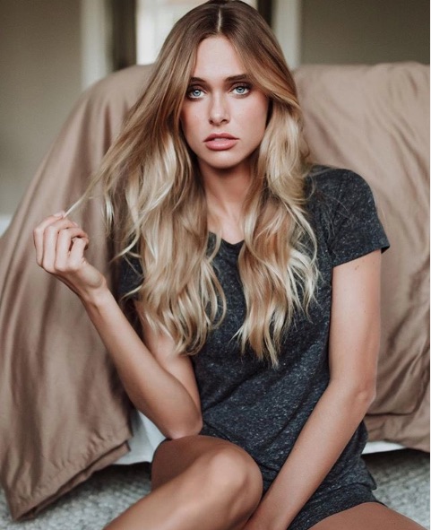 Roman Josi's Girlfriend Ellie Ottaway 