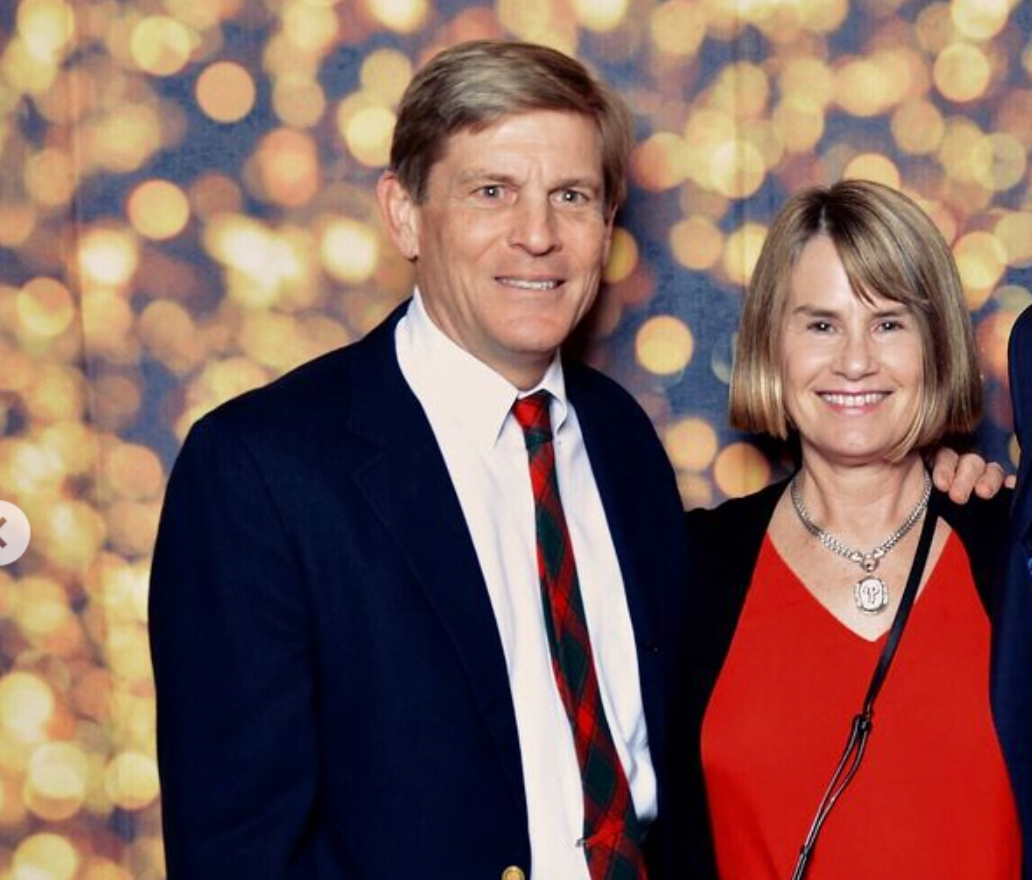 Meet John Middleton Wife Leigh Middleton (Bio, Wiki, Photos)